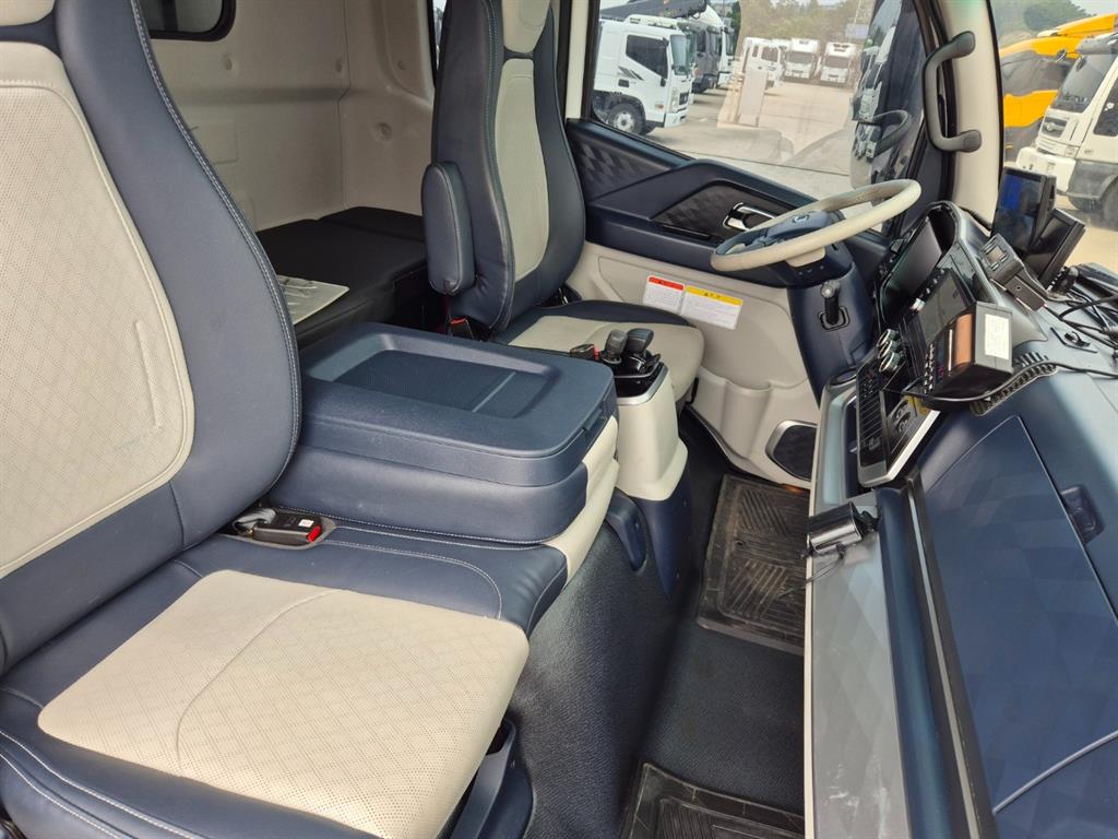 medium and large cargo truck 2024 Blanco - Importación desde Corea - HF Imports Iquique - Foto 15