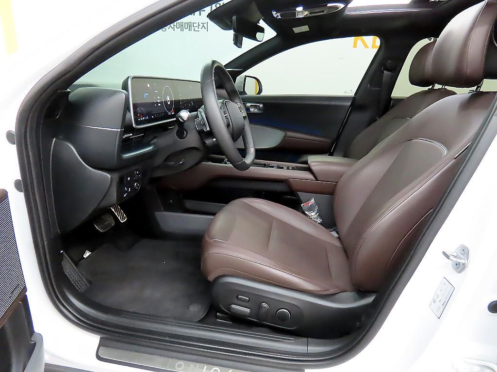 HYUNDAI Ioniq 6 - Vista 5