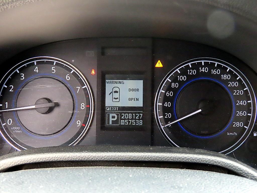 Infiniti G - Vista 9