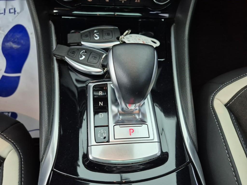 Infiniti Q - Vista 8