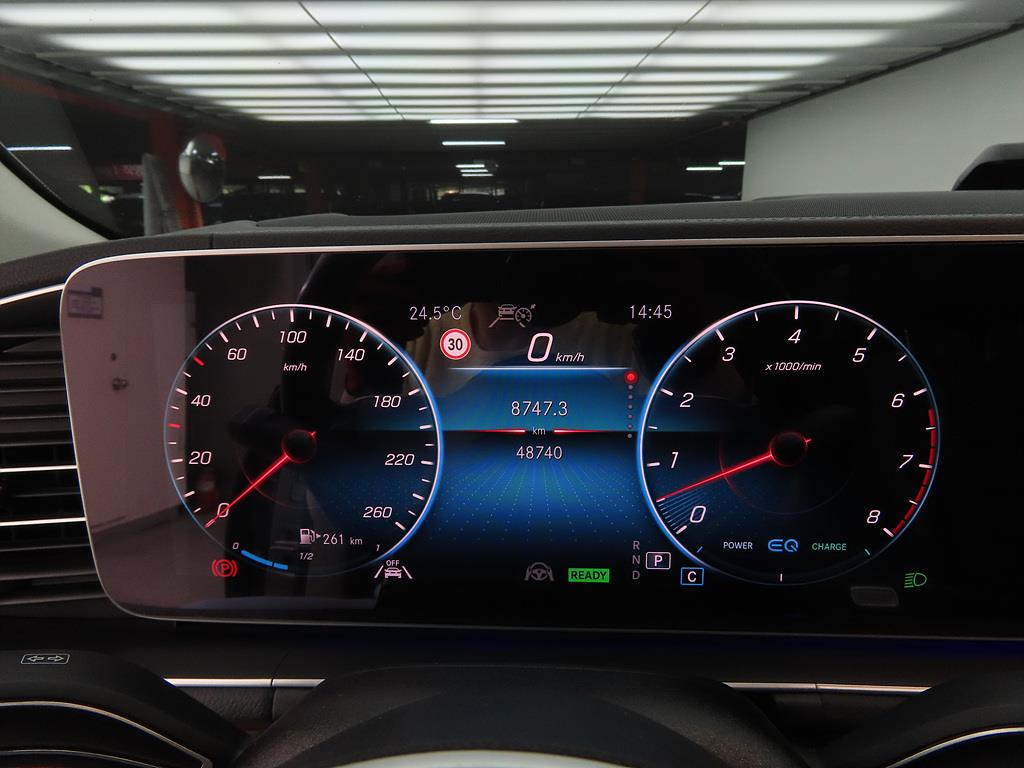 Mercedes Benz GLE Class - Vista 9