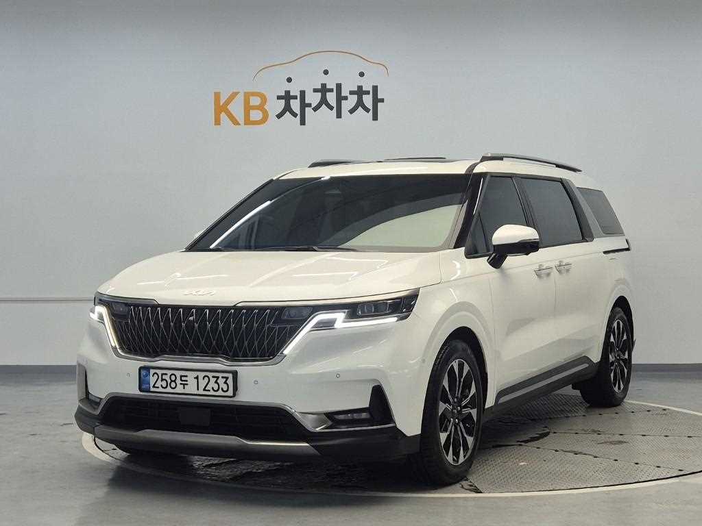 KIA Carnival 2023 Blanco - Importación desde Corea - HF Imports Iquique - Foto 1