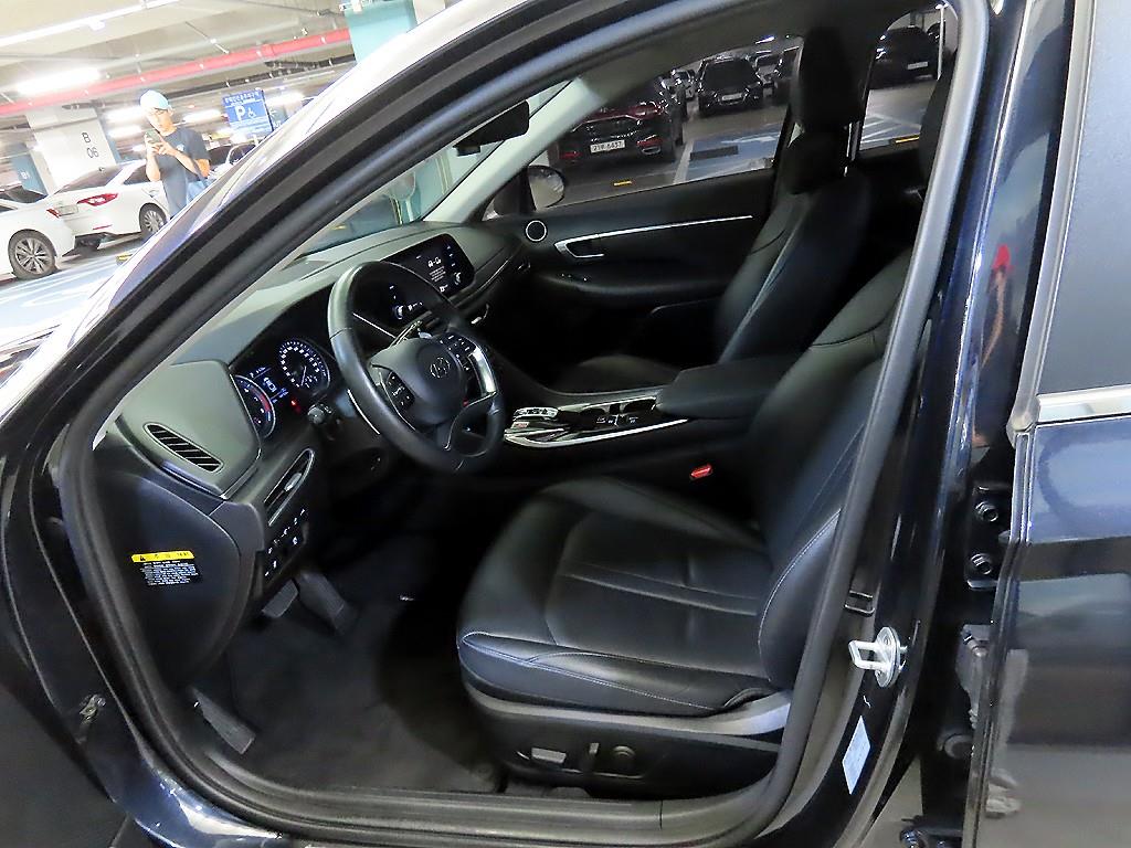HYUNDAI Sonata - Vista 6