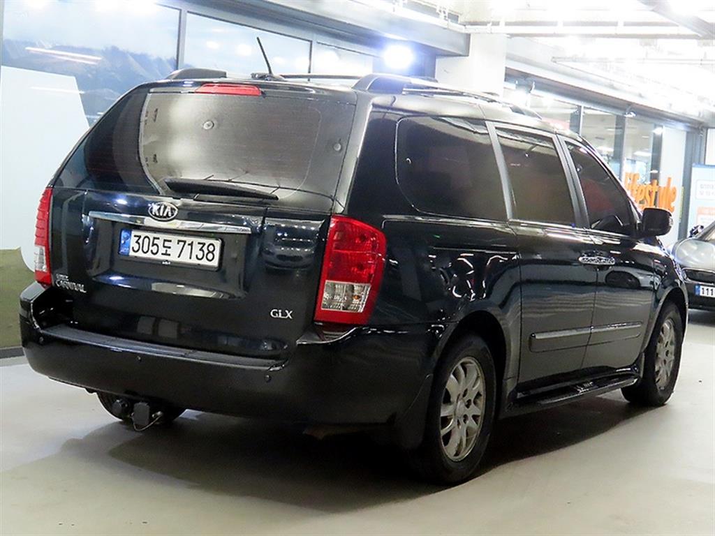 KIA Carnival - Vista 4