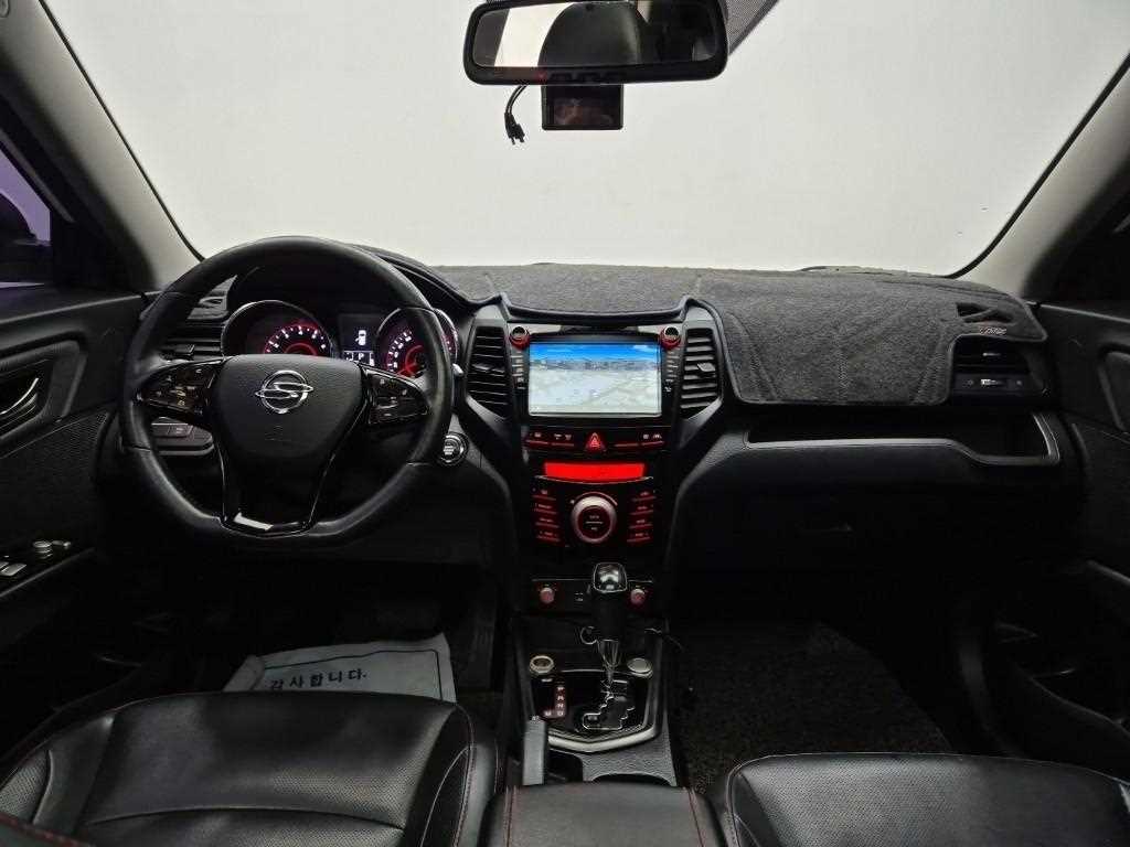 Ssangyong Tivoli - Vista 7