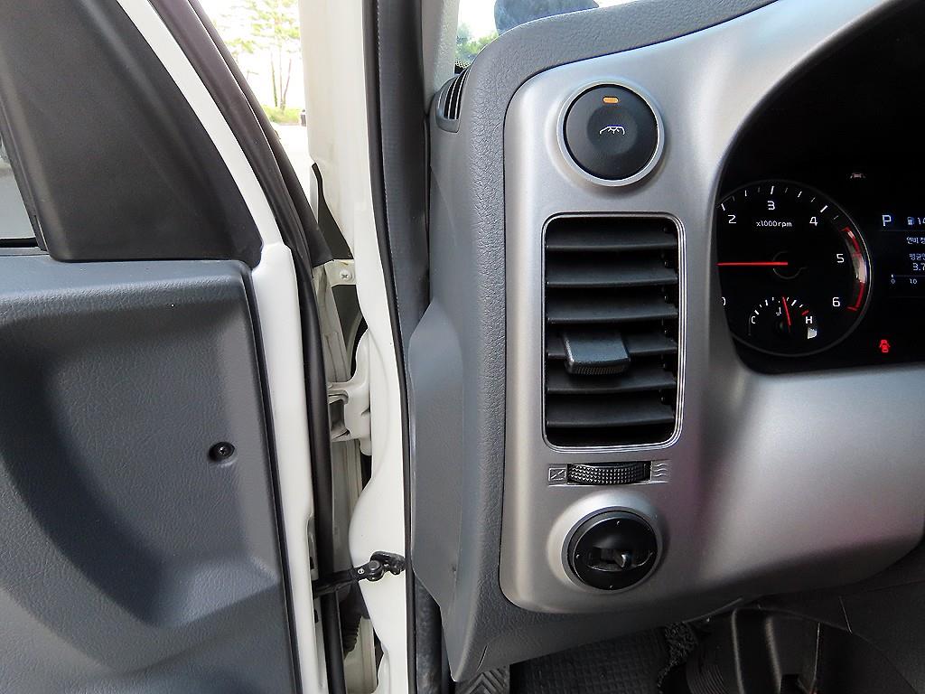 Small Truck Top_Integrated Top Powergate - Vista 11