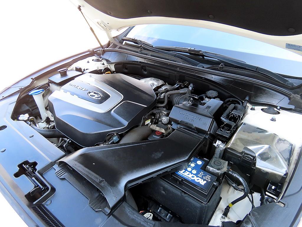HYUNDAI Grandeur 2017 Blanco - Importación desde Corea - HF Imports Iquique - Foto 19