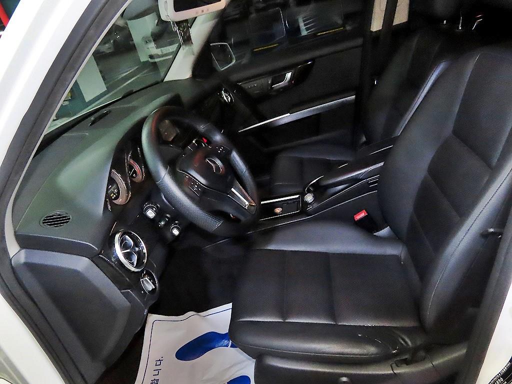 Mercedes Benz GLK Class - Vista 6