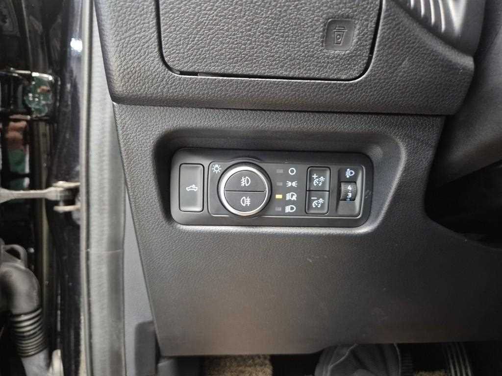 Ford Ranger 2023 Negro - Importación desde Corea - HF Imports Iquique - Foto 16
