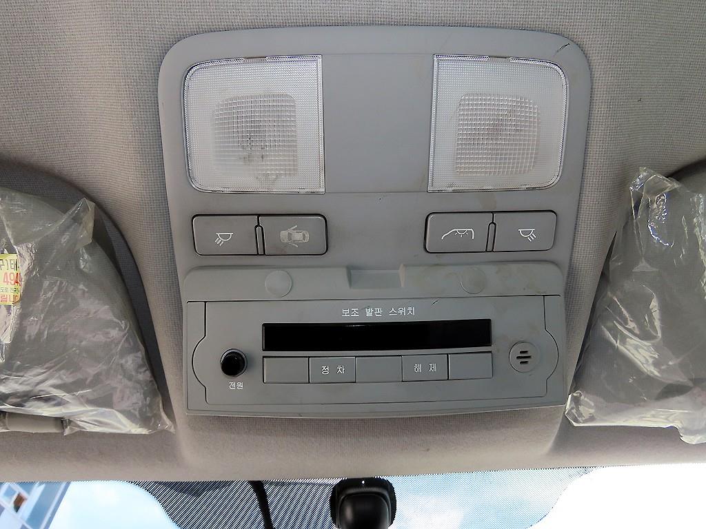HYUNDAI Starex 2019 Amarillo - Importación desde Corea - HF Imports Iquique - Foto 16