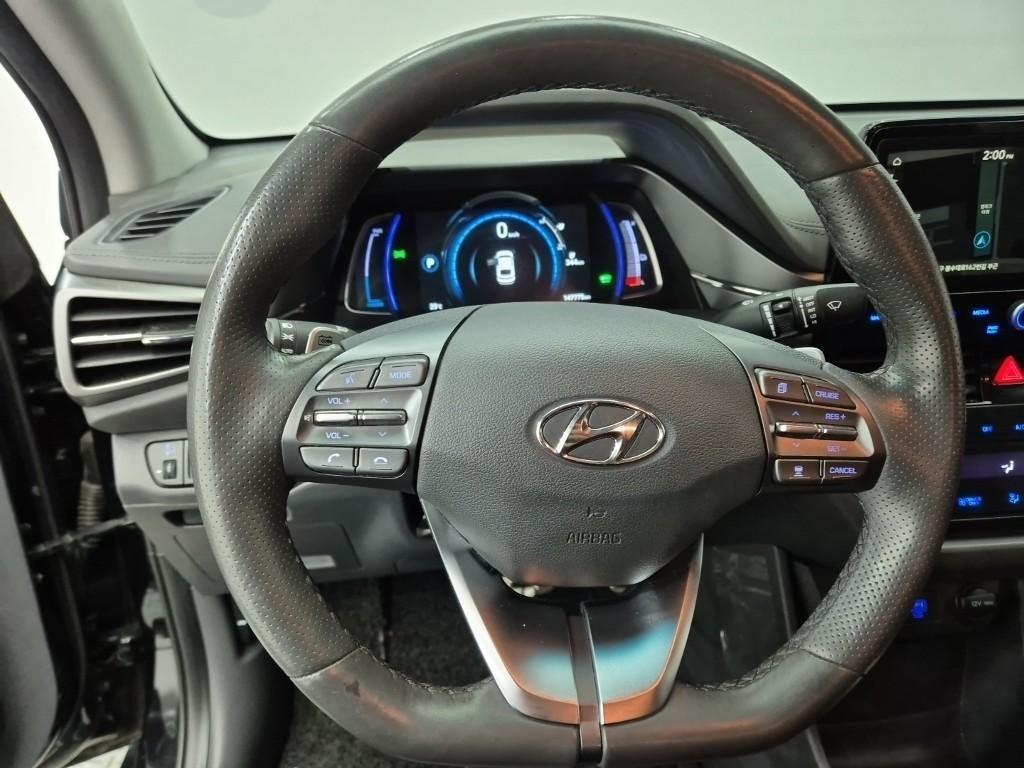 HYUNDAI Ioniq - Vista 9