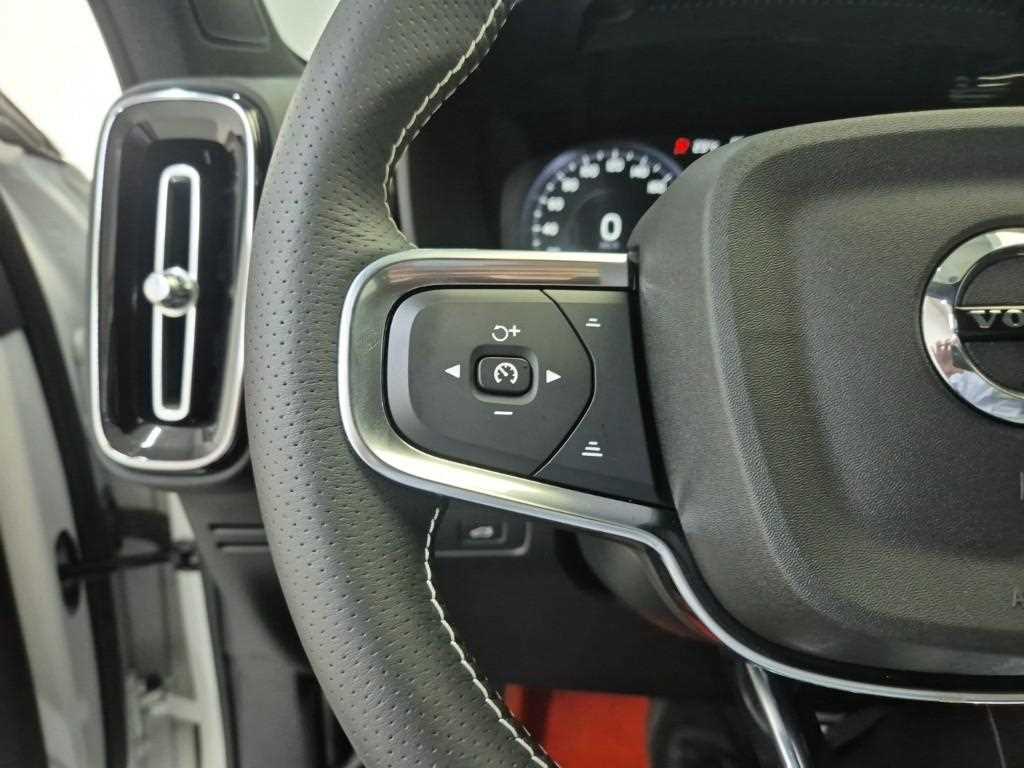Volvo XC40 2021 Blanco - Importación desde Corea - HF Imports Iquique - Foto 16