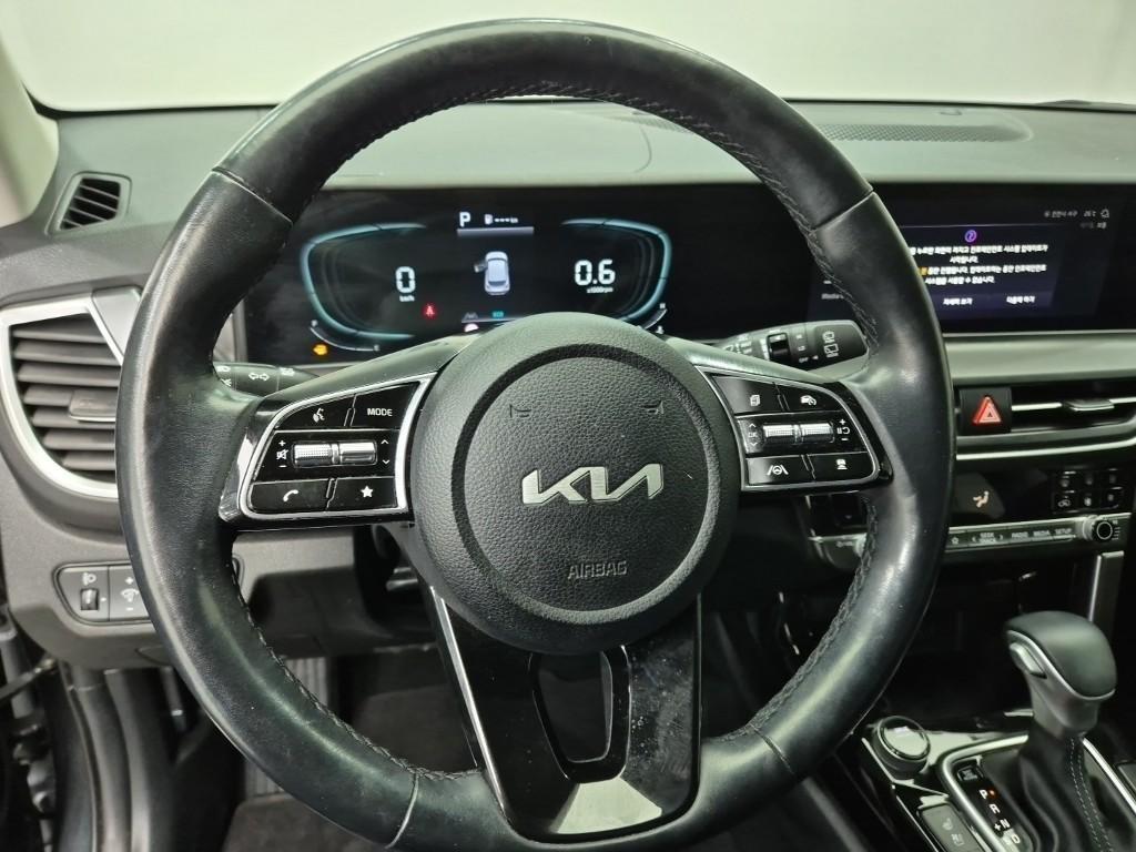 KIA Seltos - Vista 7