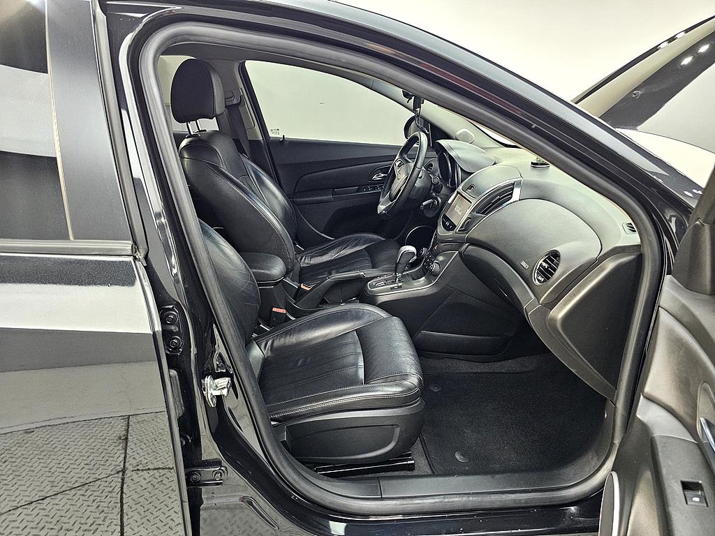 Chevrolet Cruise - Vista 11