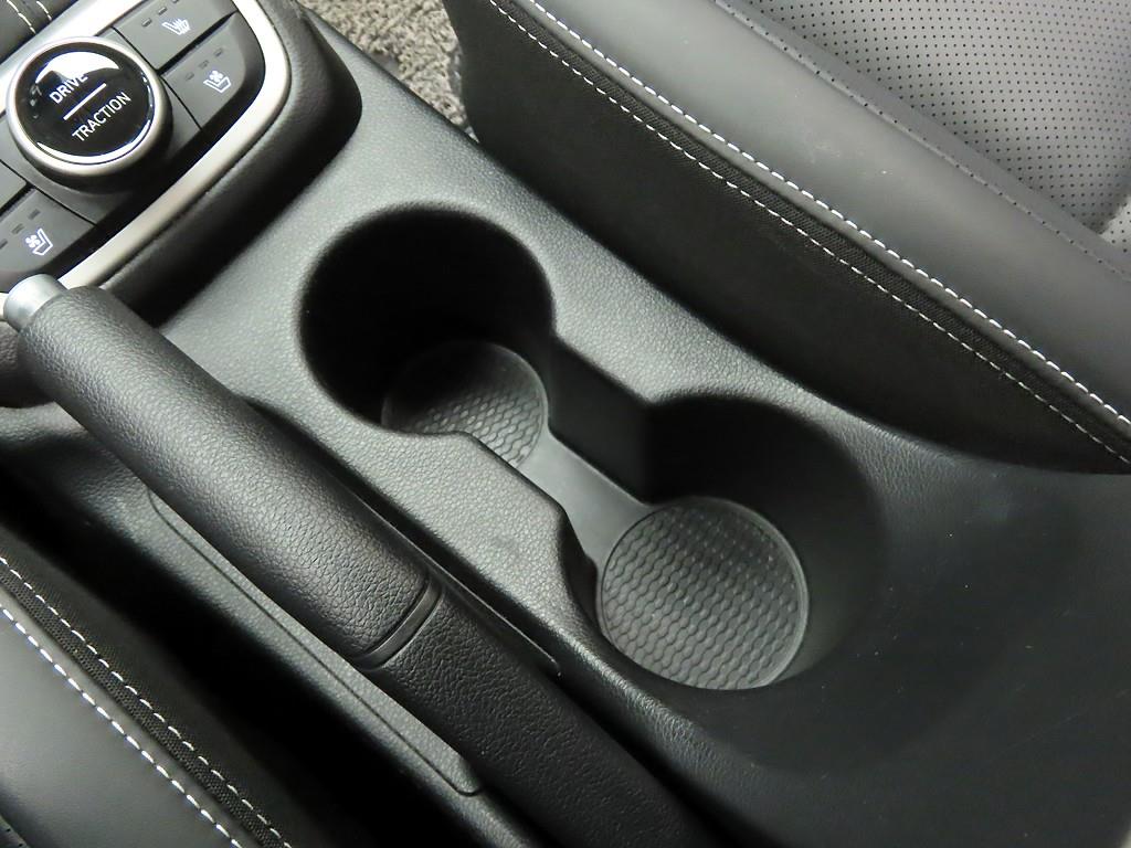 HYUNDAI Venue - Vista 11