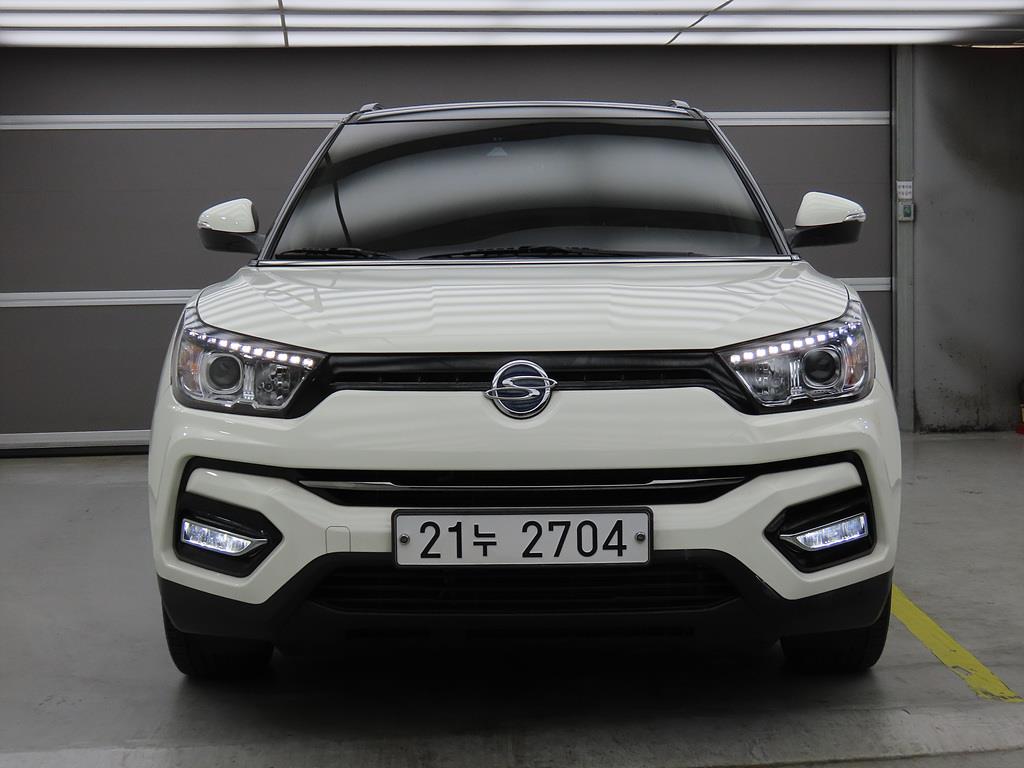 Ssangyong Tivoli - Vista 2