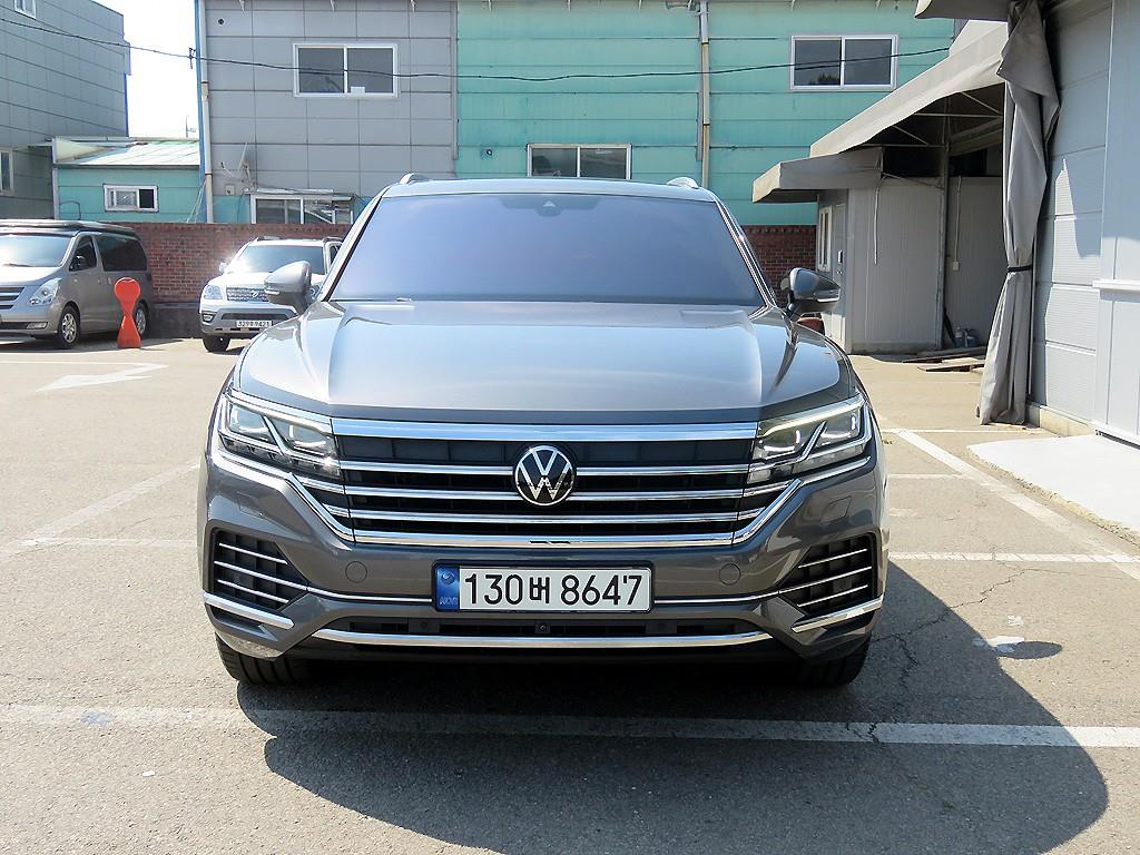 Volkswagen Touareg 2023 Gris - Importación desde Corea - HF Imports Iquique - Foto 1