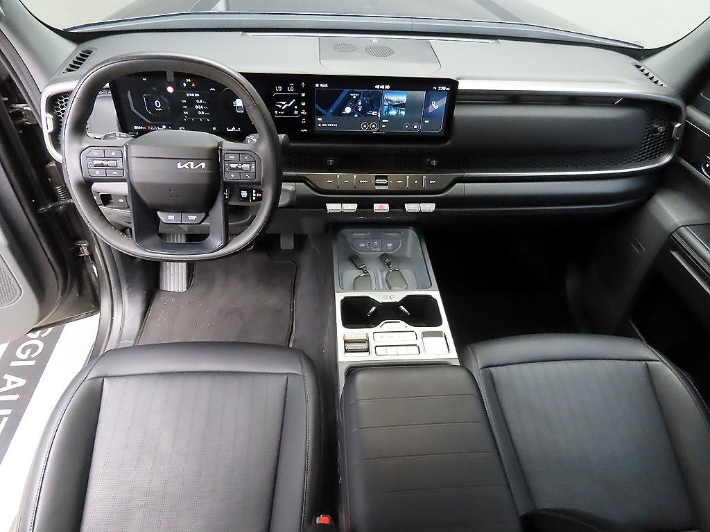 KIA Tasman - Vista 7