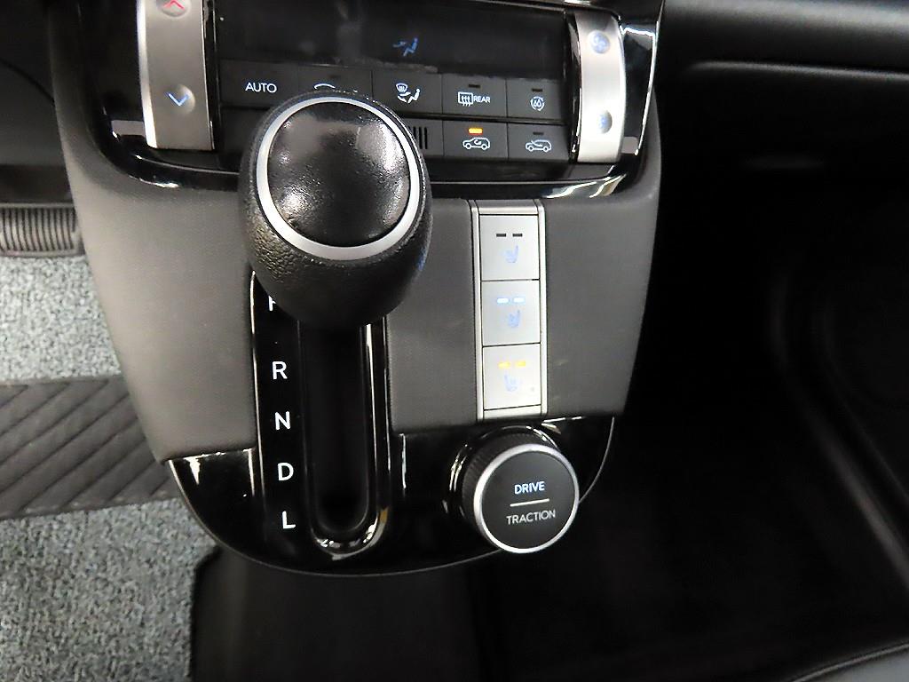 HYUNDAI Casper - Vista 10
