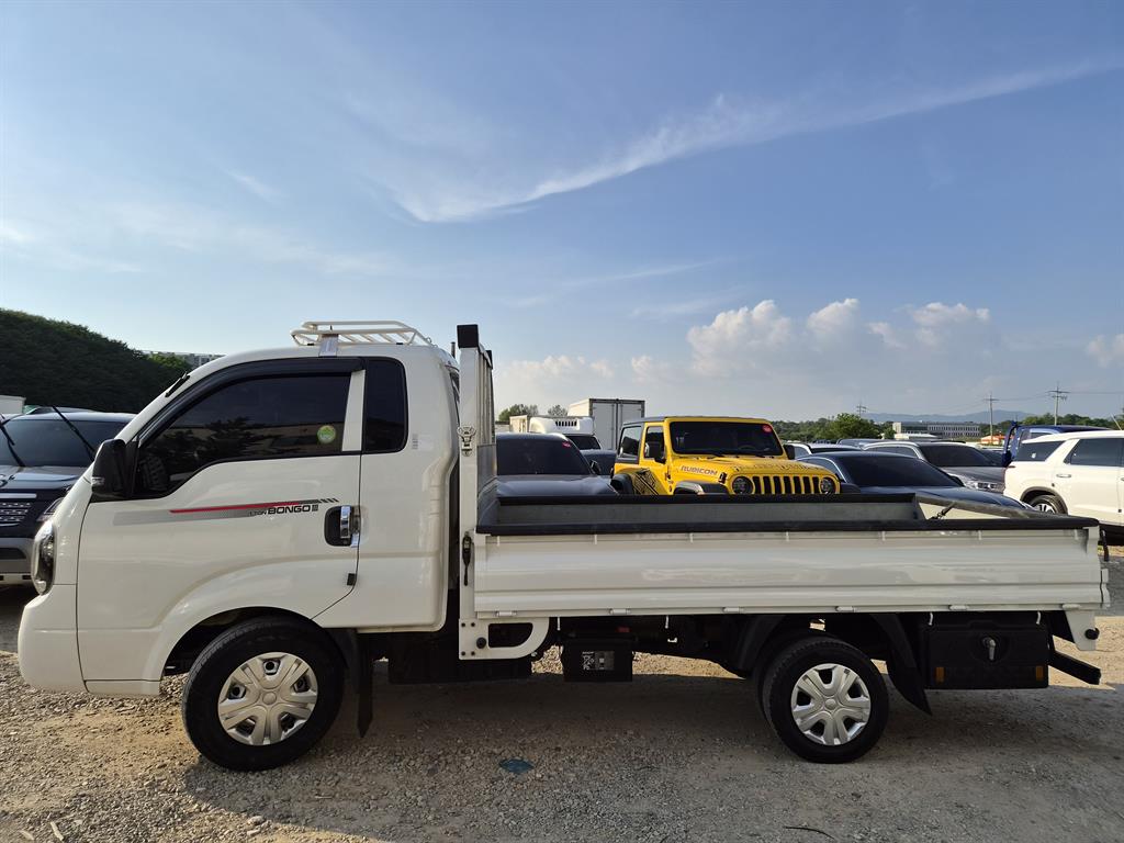 Small Truck Cargo (small) - Vista 3