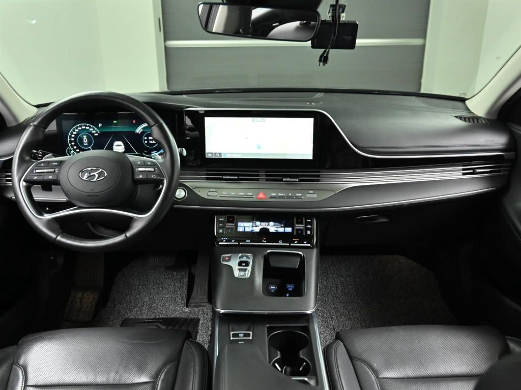 HYUNDAI Grandeur - Vista 7