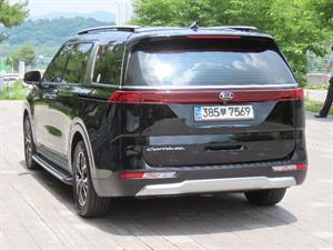 KIA Carnival - Vista 8