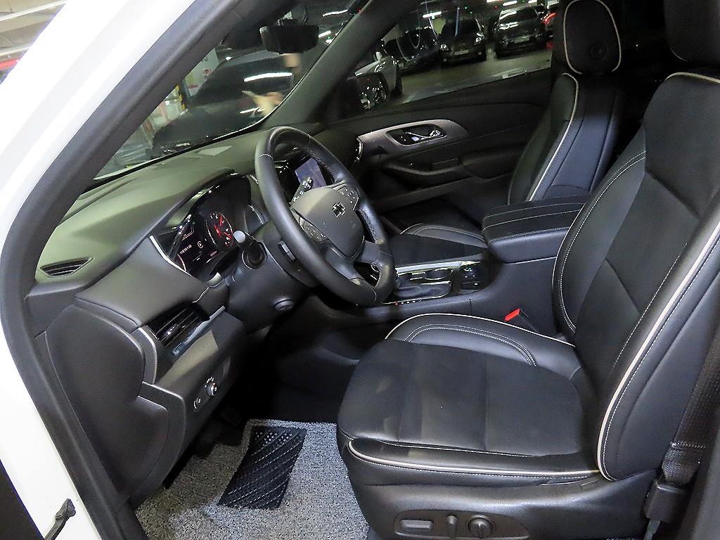 Chevrolet Travers - Vista 6
