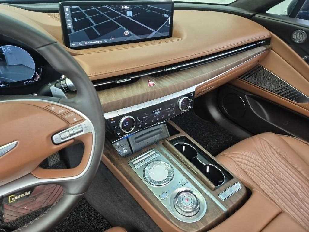 Genesis G80 - Vista 10