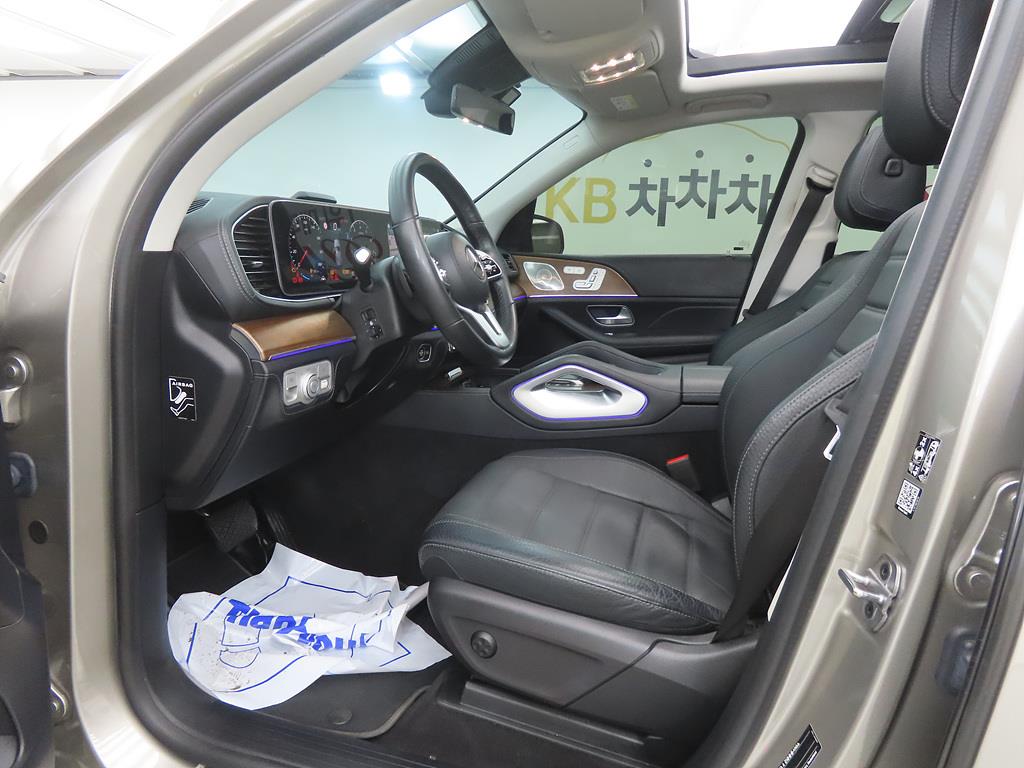 Mercedes Benz GLE Class - Vista 5