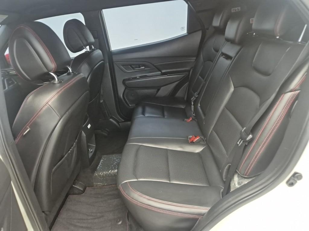 Ssangyong Korando - Vista 12