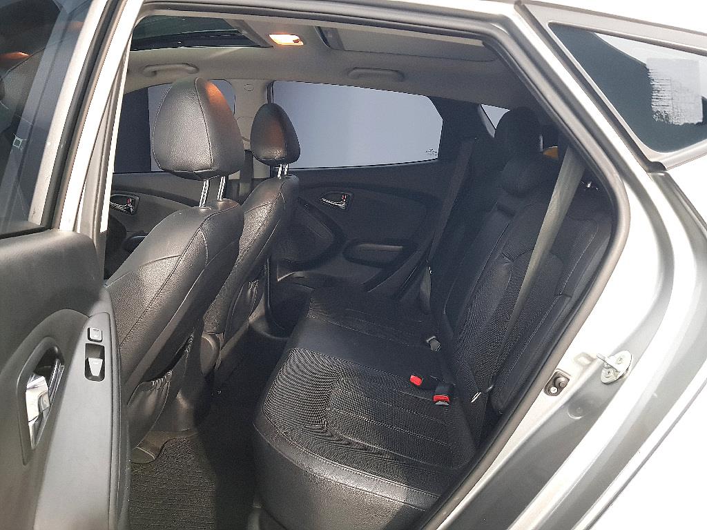 HYUNDAI Tucson - Vista 9
