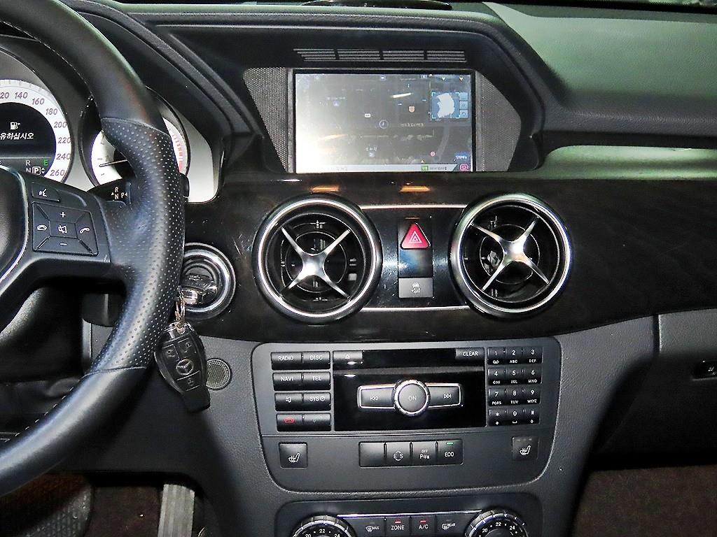 Mercedes Benz GLK Class - Vista 11