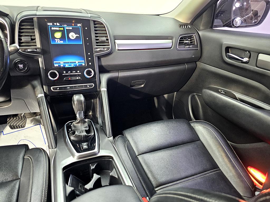 SAMSUNG QM6 - Vista 10