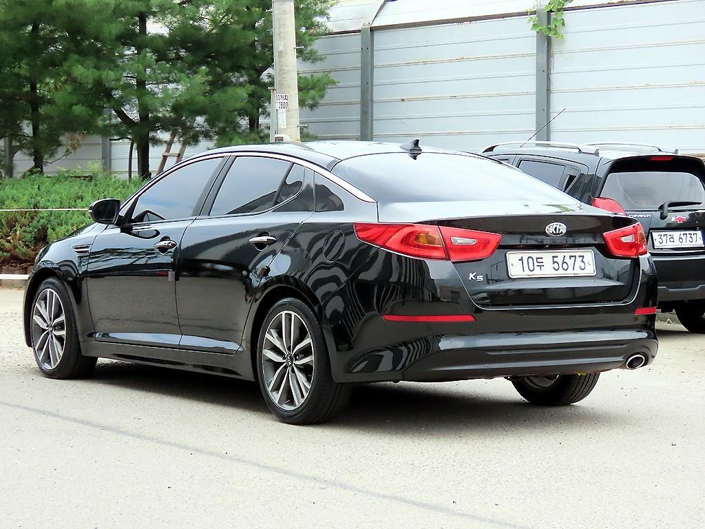KIA K5 - Vista 3