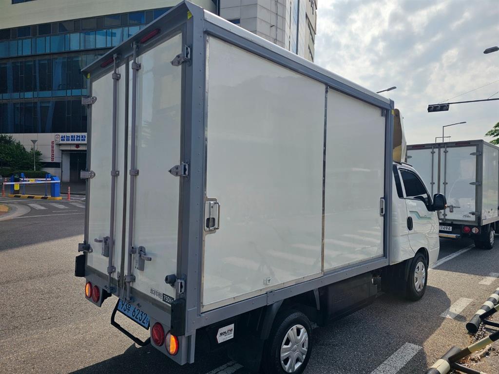 Small Truck Normal Box(High Deck) - Vista 4