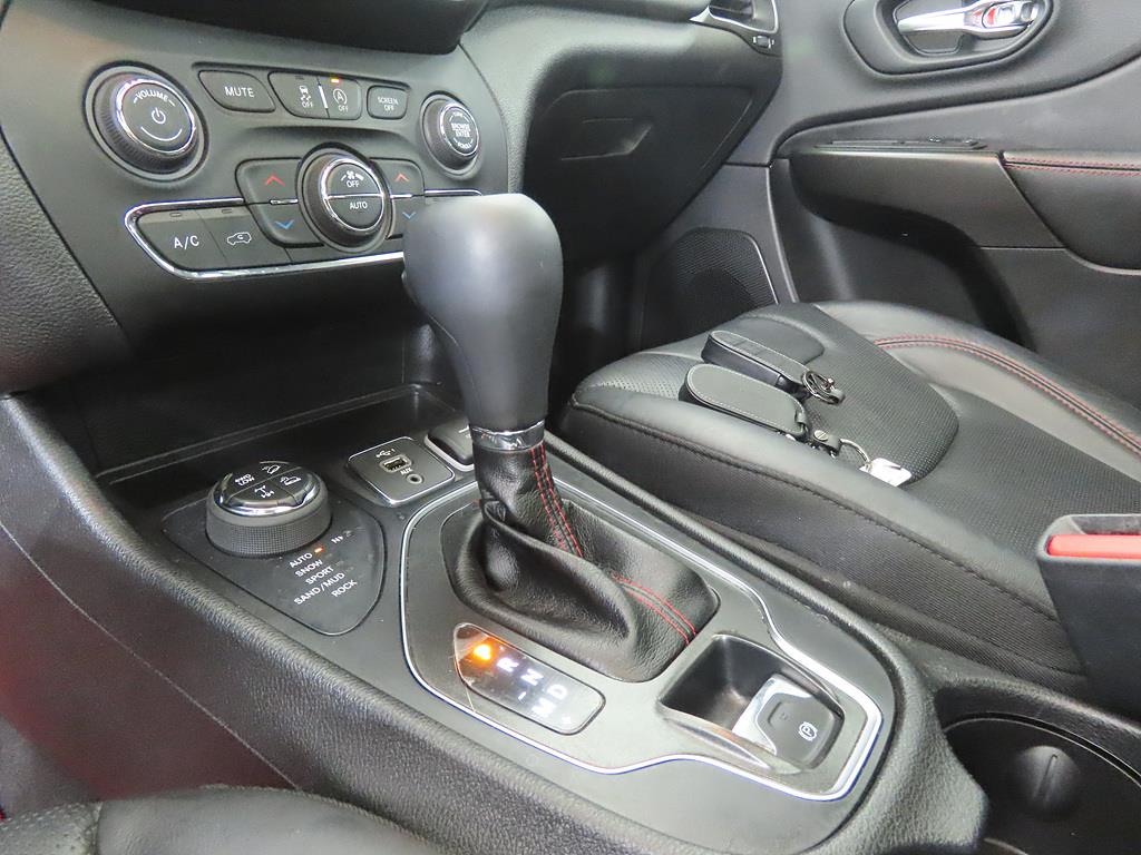 Jeep Cherokee - Vista 11