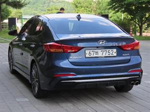 HYUNDAI Avante - Vista 8