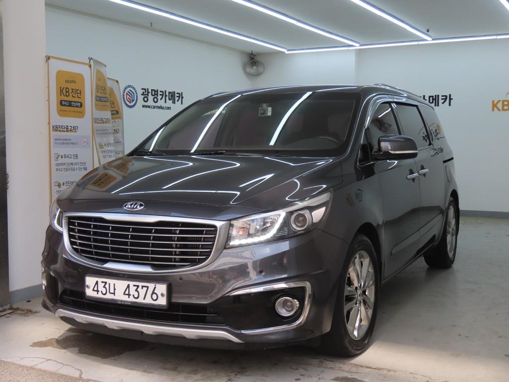 KIA Carnival - Vista 2