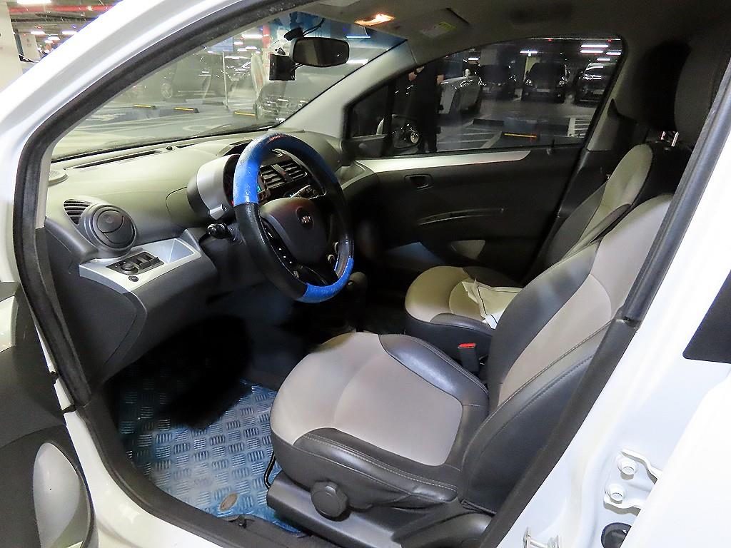 Chevrolet Spark - Vista 6