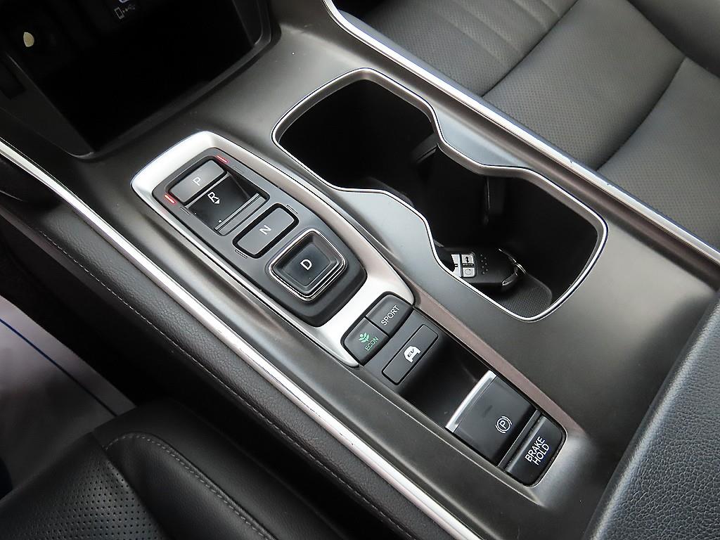 Honda Accord - Vista 10