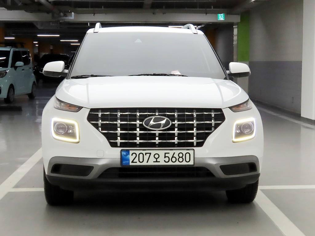 HYUNDAI Venue 2022 Blanco - Importación desde Corea - HF Imports Iquique - Foto 1