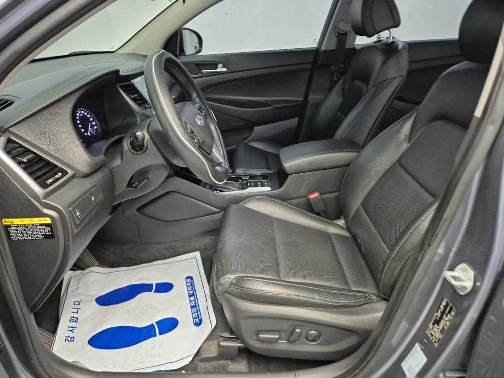 HYUNDAI Tucson - Vista 11