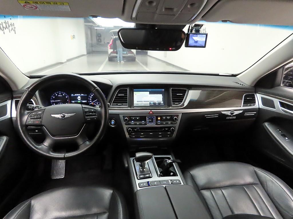 Genesis G80 - Vista 7