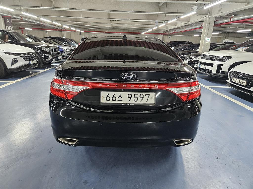 HYUNDAI Grandeur - Vista 4