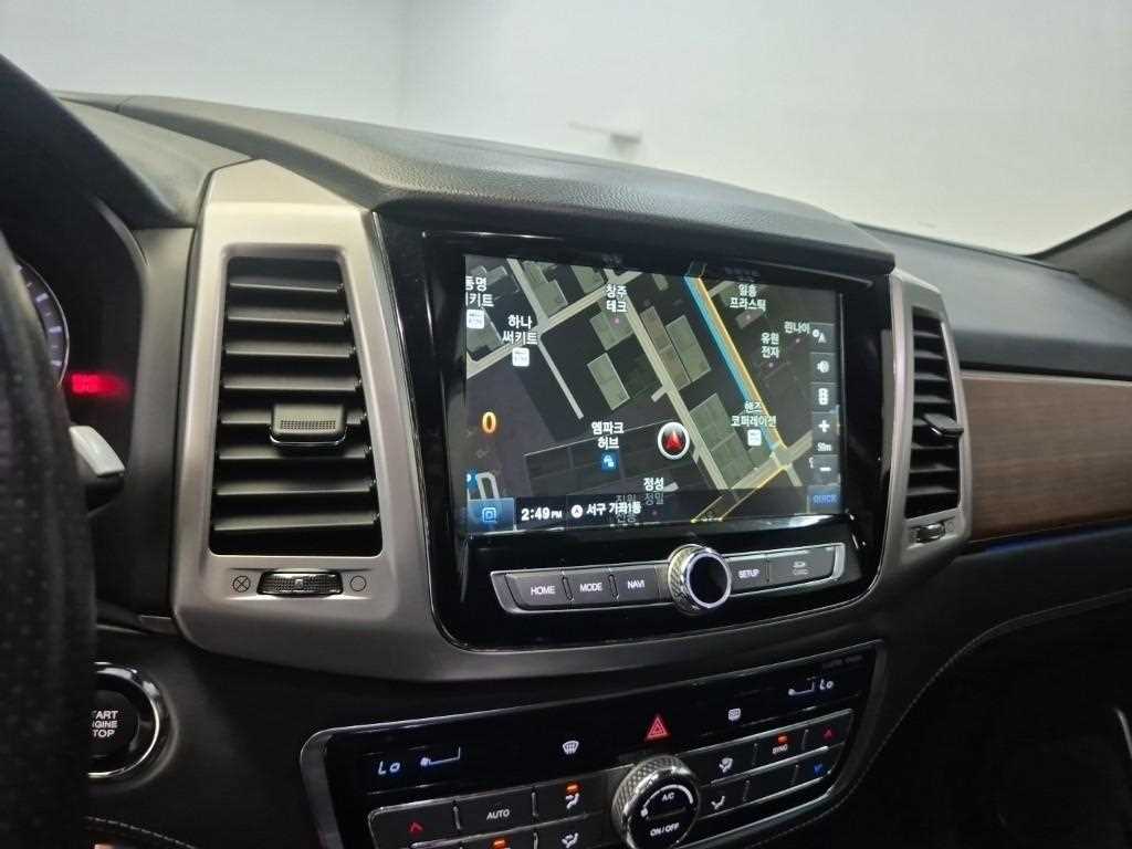 Ssangyong Rexton 2018 Negro - Importación desde Corea - HF Imports Iquique - Foto 13