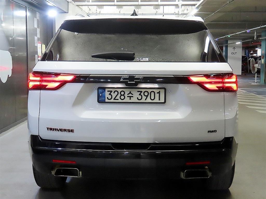 Chevrolet Travers - Vista 5