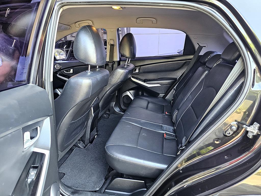 Ssangyong Korando - Vista 9