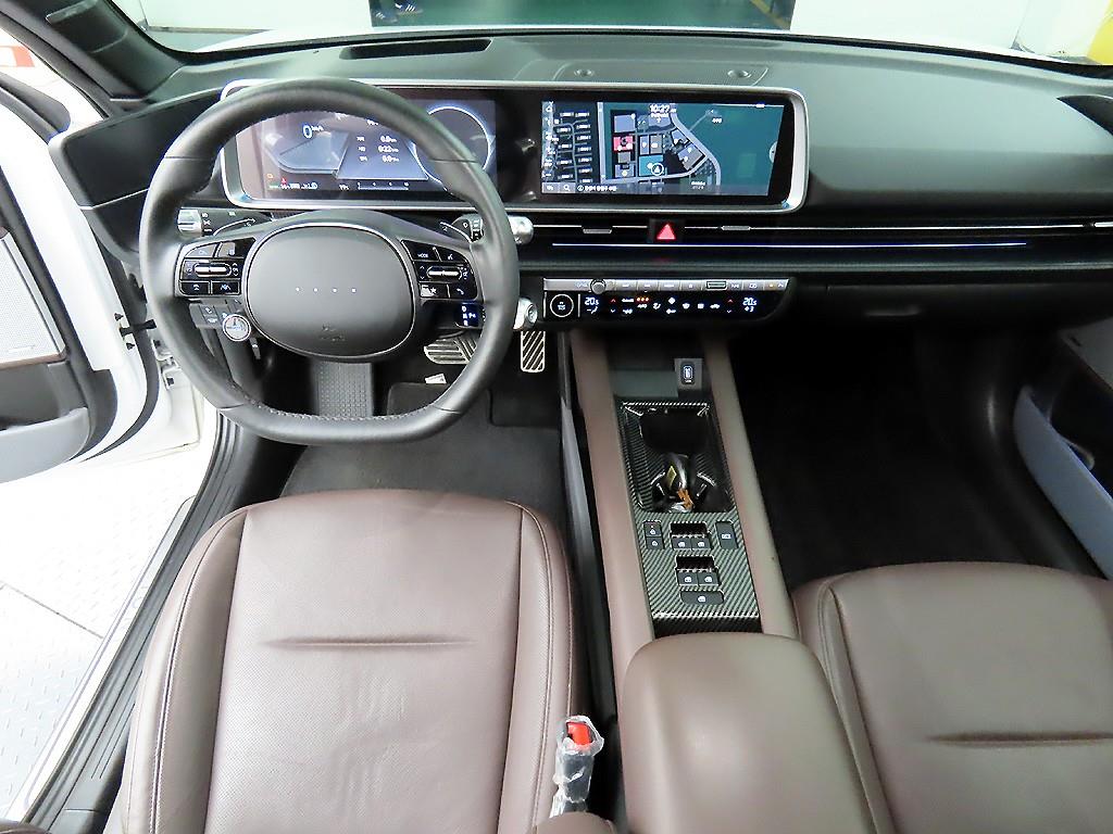 HYUNDAI Ioniq 6 - Vista 7