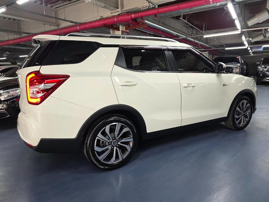 Ssangyong Tivoli - Vista 5