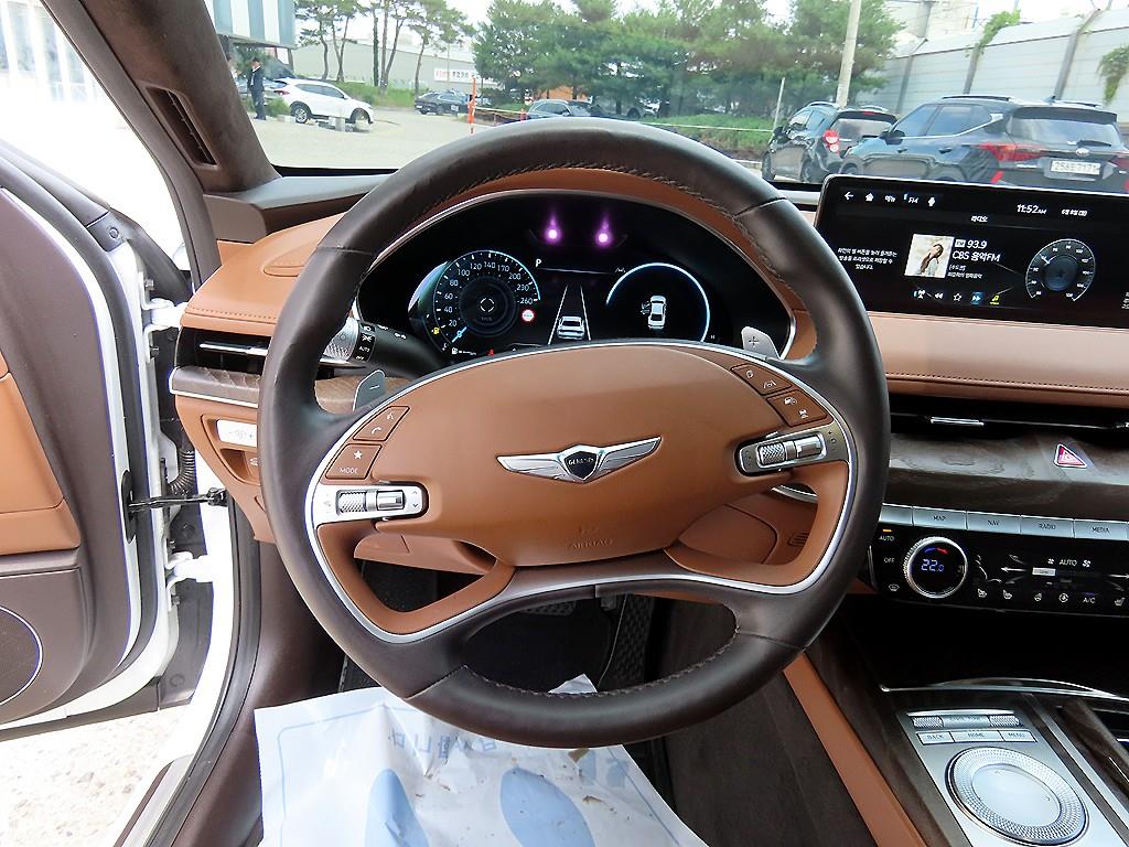 Genesis G80 - Vista 8
